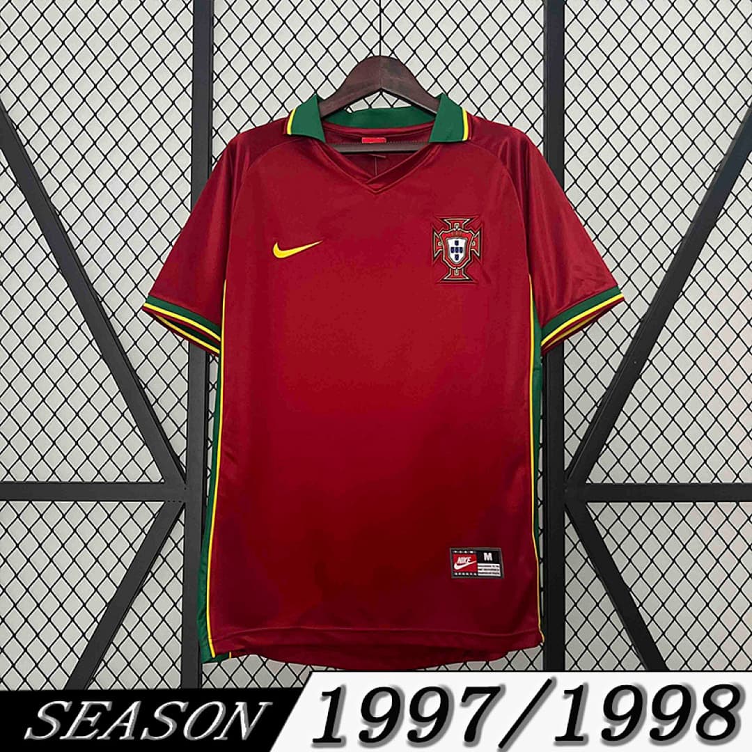 Camisola Retrô Seleção de Portugal 1997/98