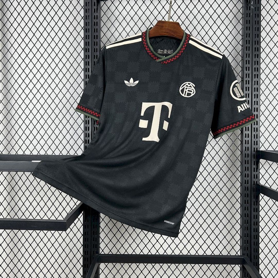 Camisola Bayern Away 2026/27