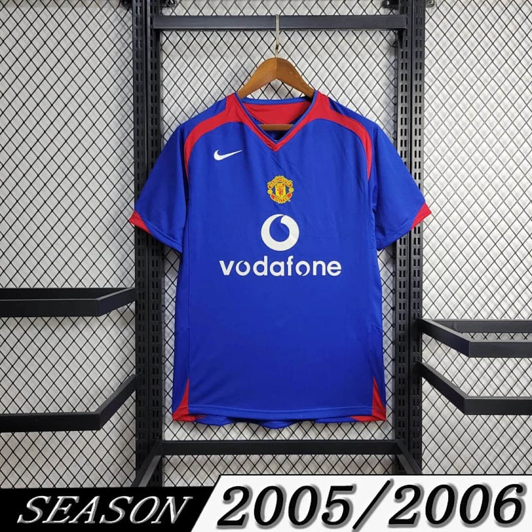 Camisola Retrô Manchester United 2005/06 Away