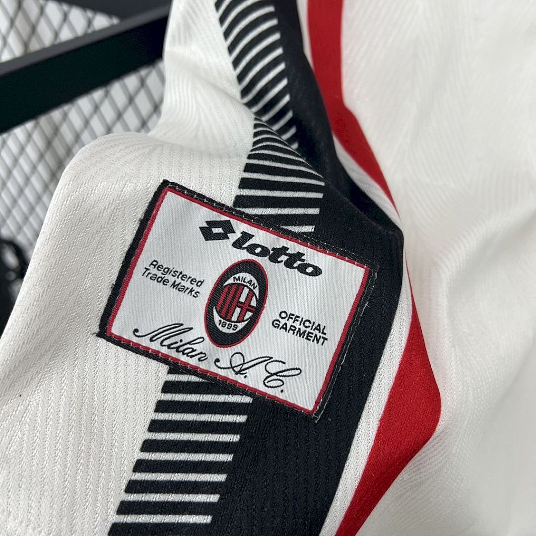 Camisola Retrô AC Milan 1997/98 Away 4