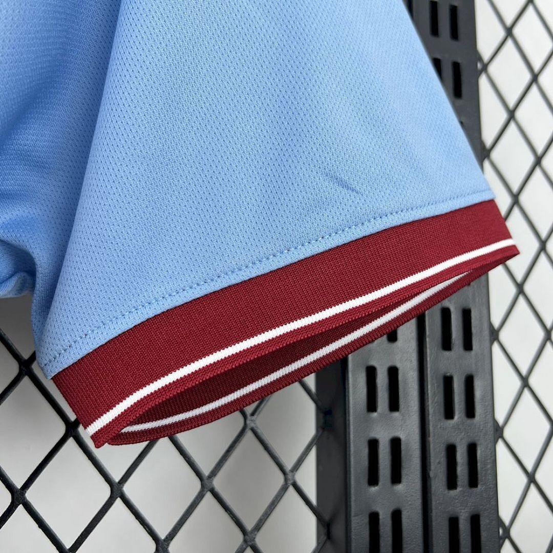 Camisola Retrô Aston Villa 2009/10 3