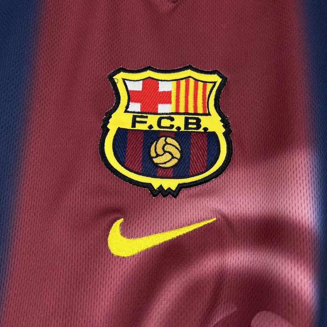 Camisola Retrô Barcelona 2000/01 Especial 5