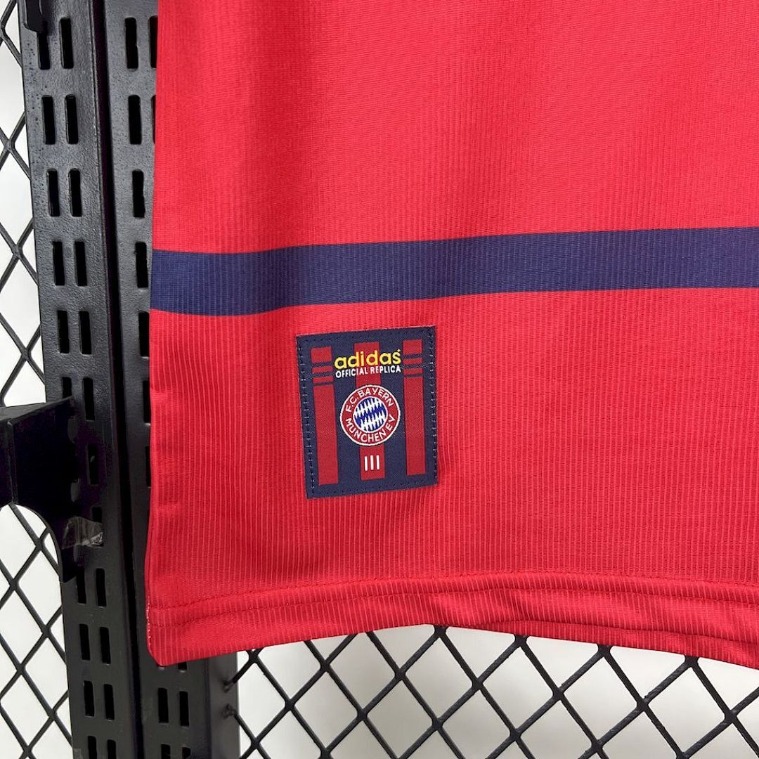 Camisola Retrô Bayern de Munique 1998/00 3