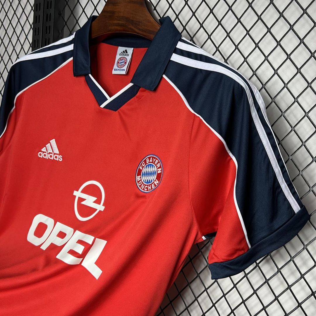 Camisola Retrô Bayern Munich 3
