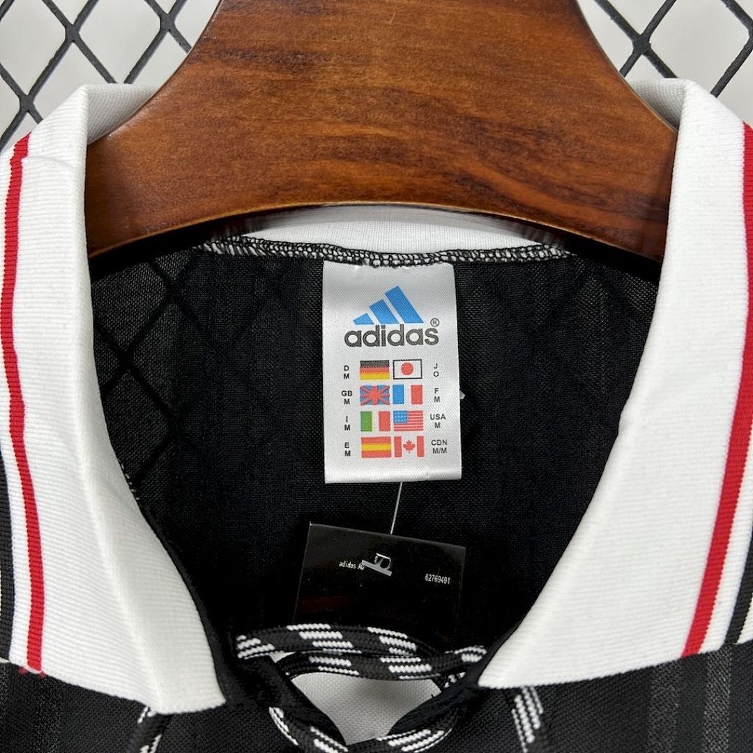 Camisola Retrô Benfica 1997/98 Away 5
