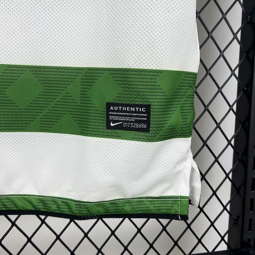 Camisola Retrô Celtic 2010/12 3