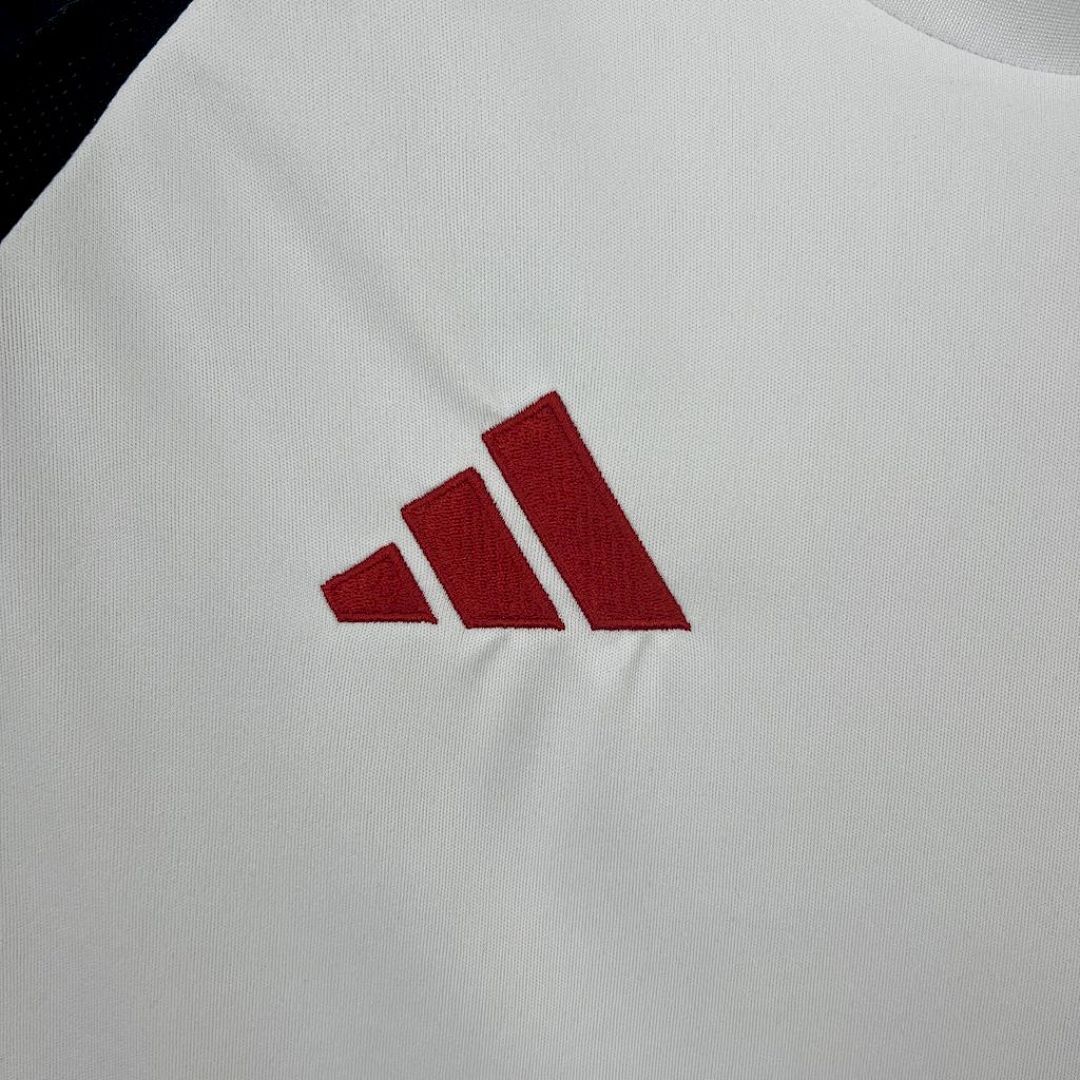Camisola Flamengo Feminina Away 2026/27 4