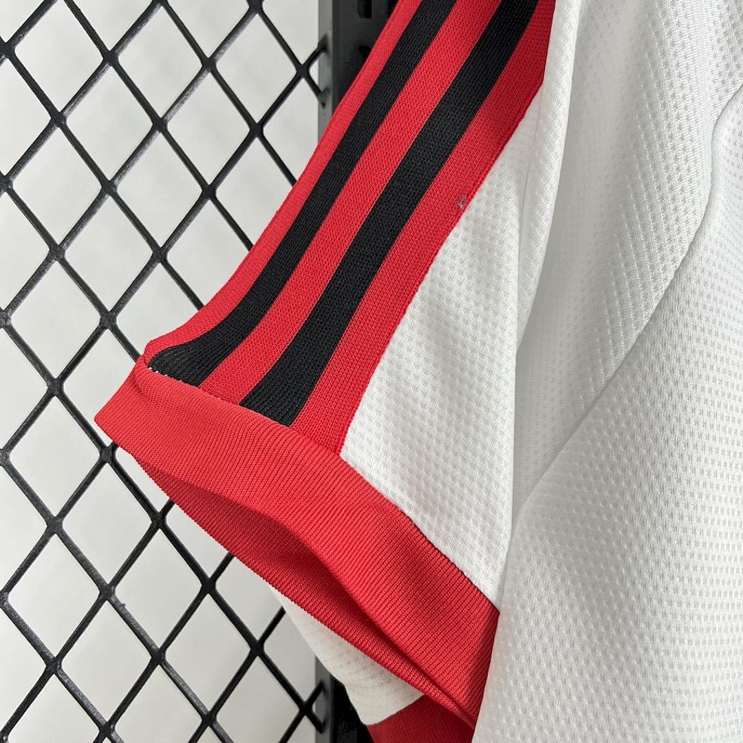 Camisola Retrô Flamengo 1981/82 Away 5