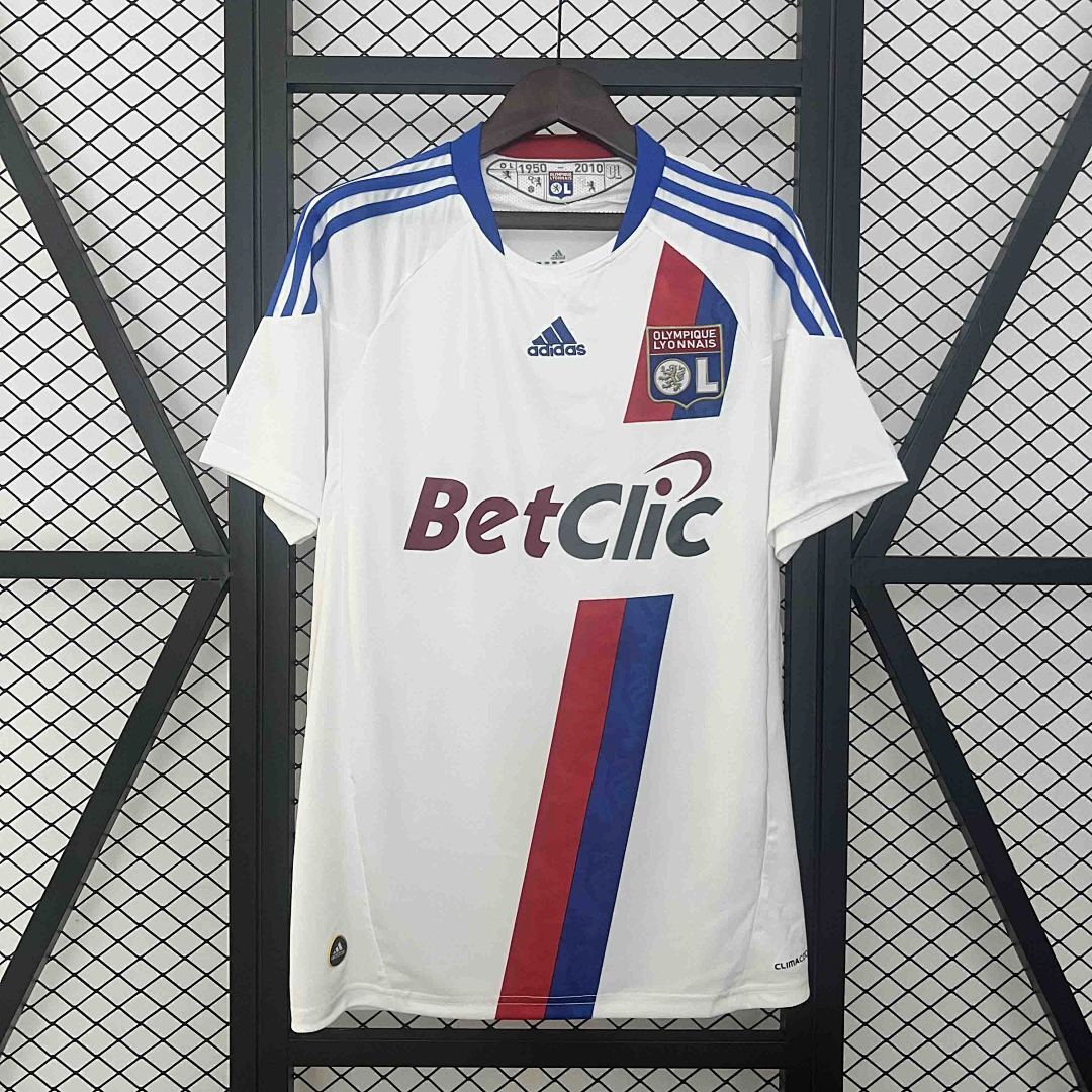 Camisola Retrô Lyon 2010/11 4