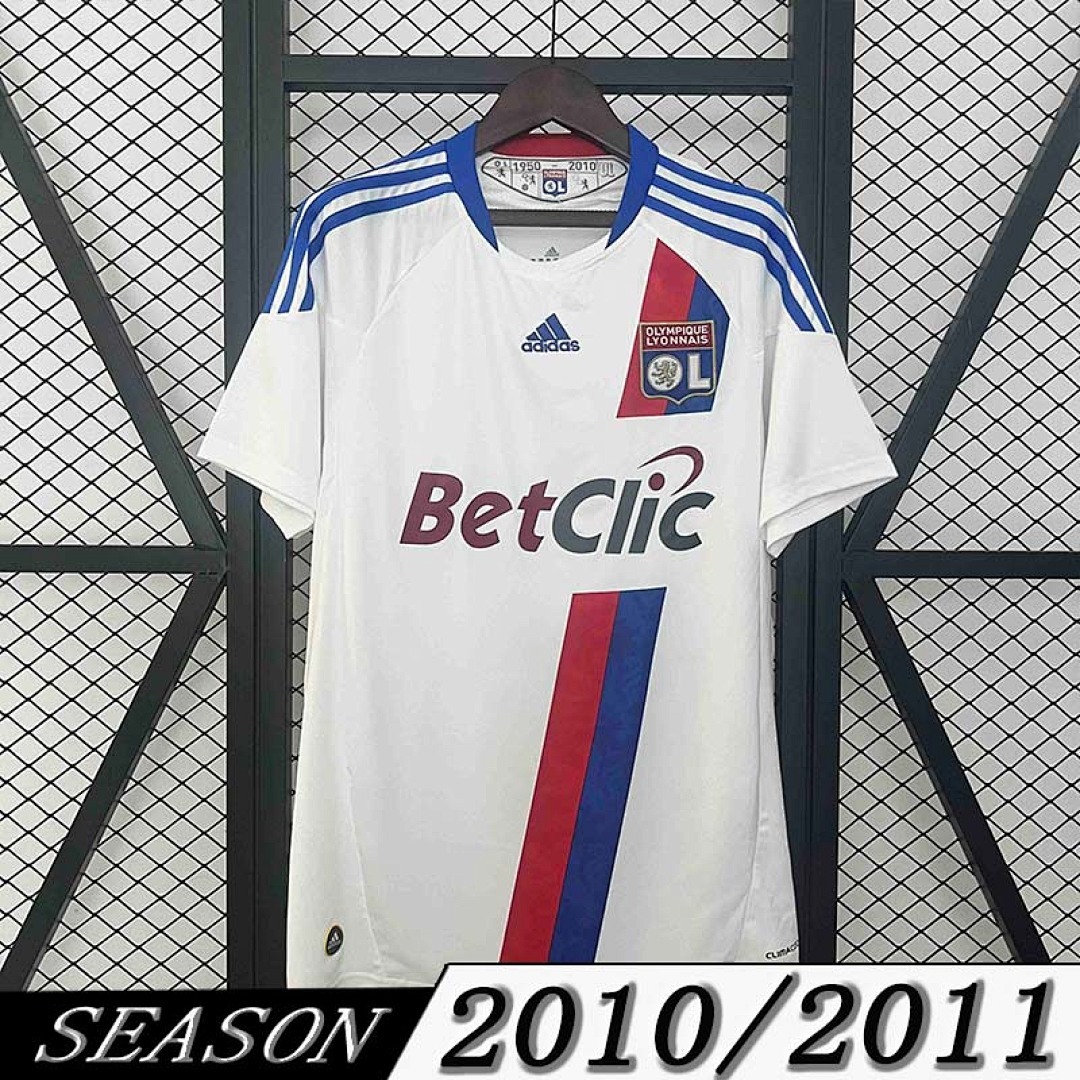 Camisola Retrô Lyon 2010/11 1