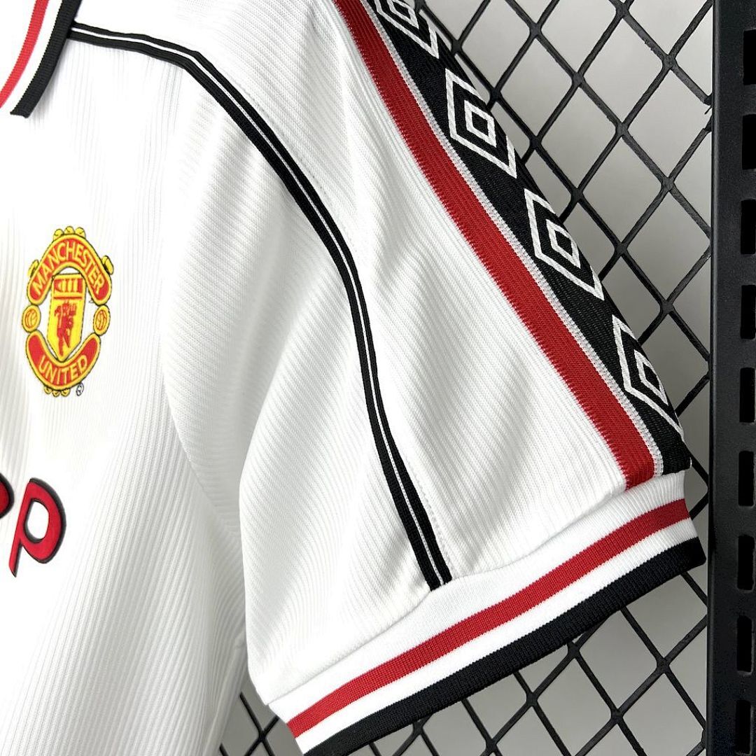 Camisola Retrô Manchester United 1998/99 4