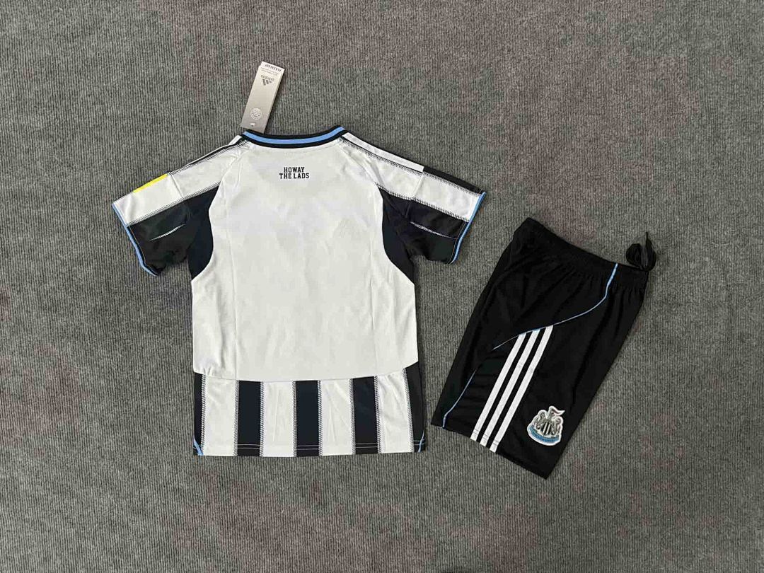 Camisola Newcastle Infantil Home 2026/27 2