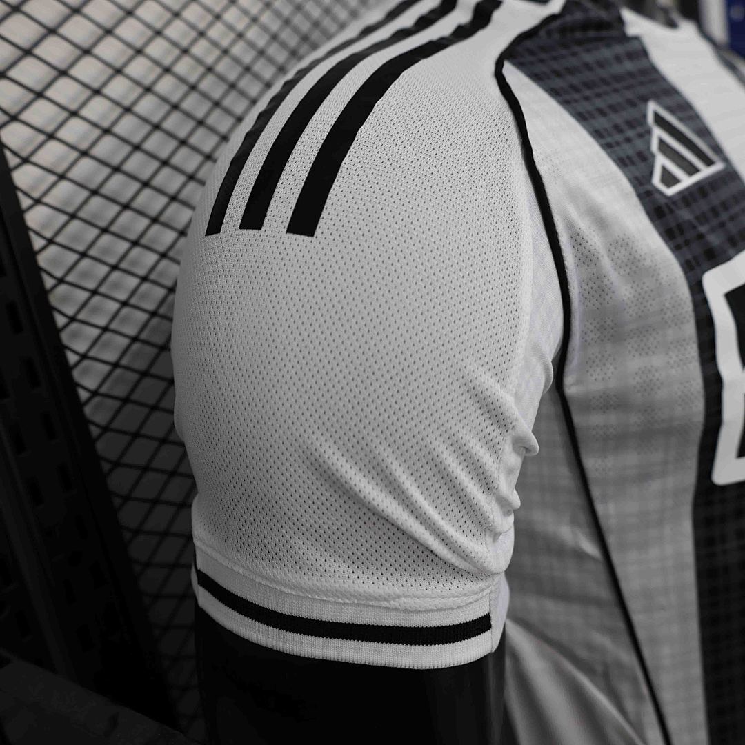 Camisola Newcastle United Home 2025/26 — Versão Jogador 6