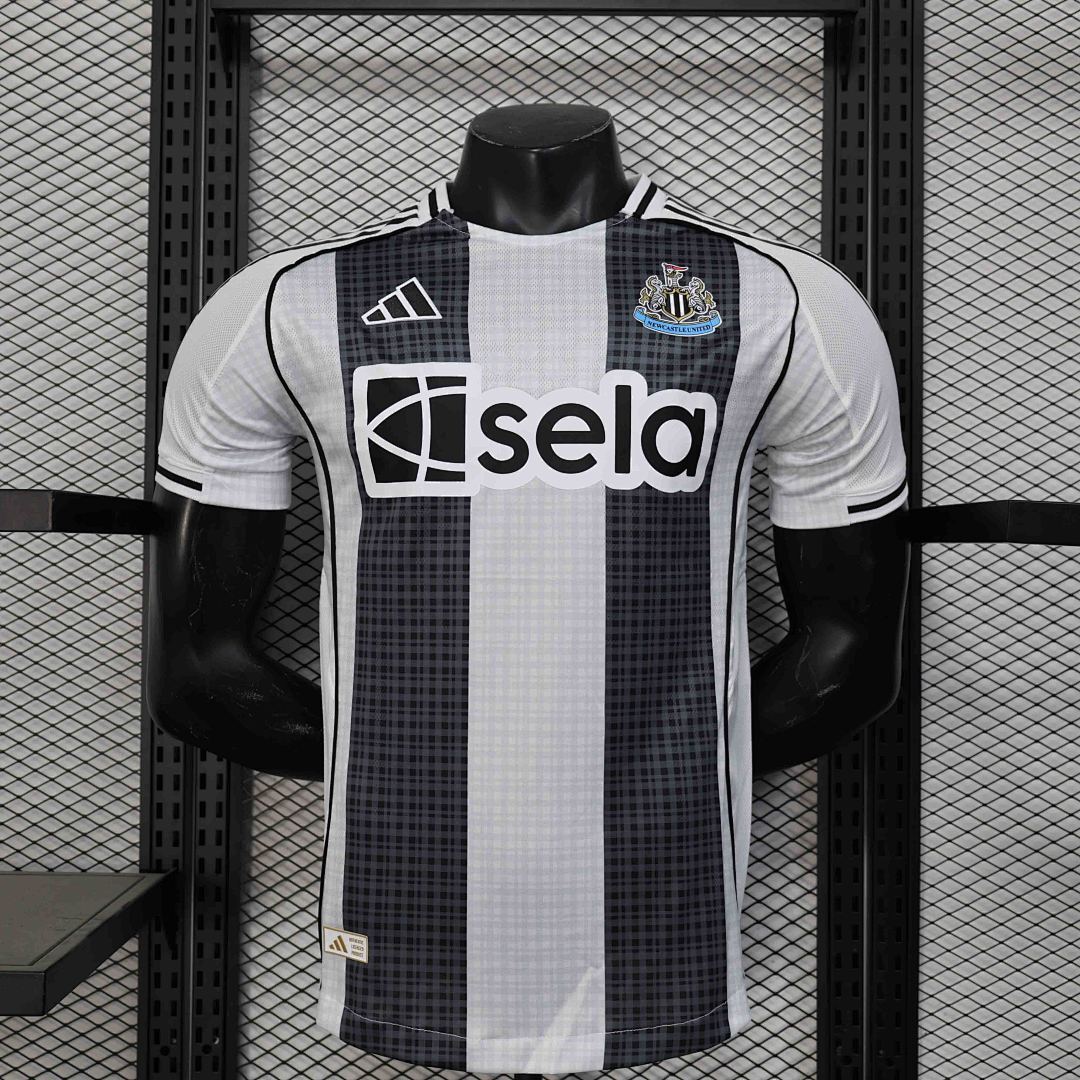 Camisola Newcastle United Home 2025/26 — Versão Jogador 1