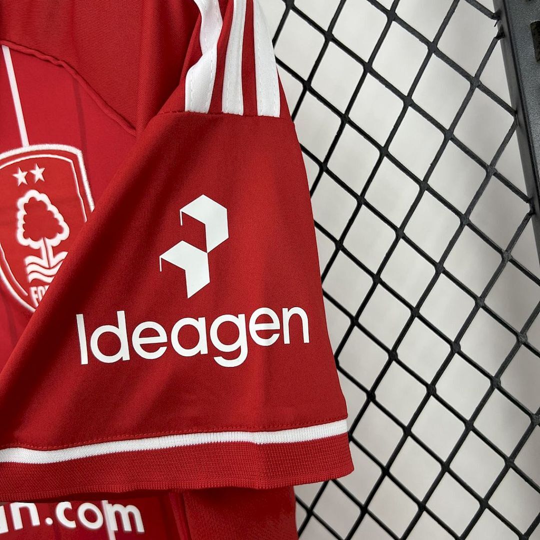 Camisola Nottingham Forest Home 2025/26 2