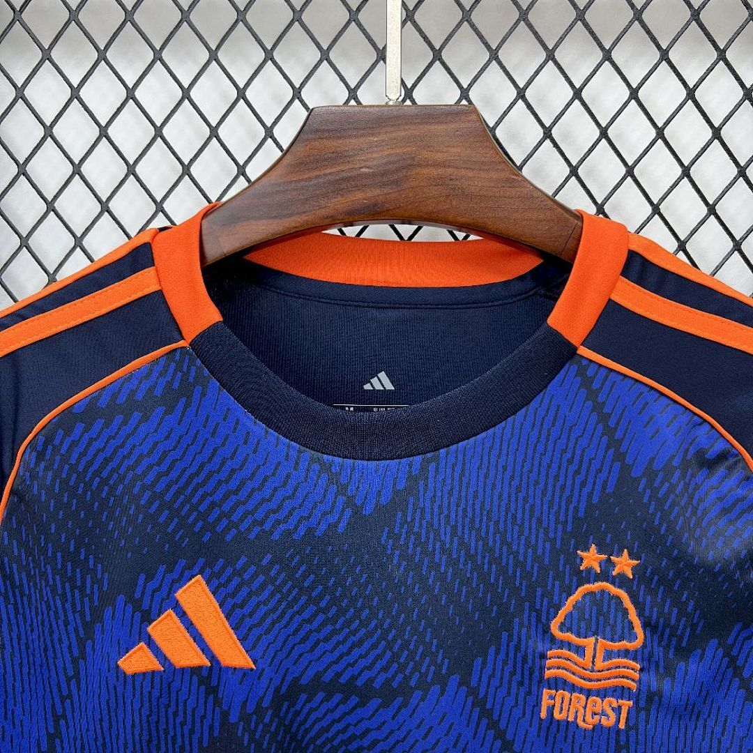 Camisola Nottingham Forest Third 2025/26 3