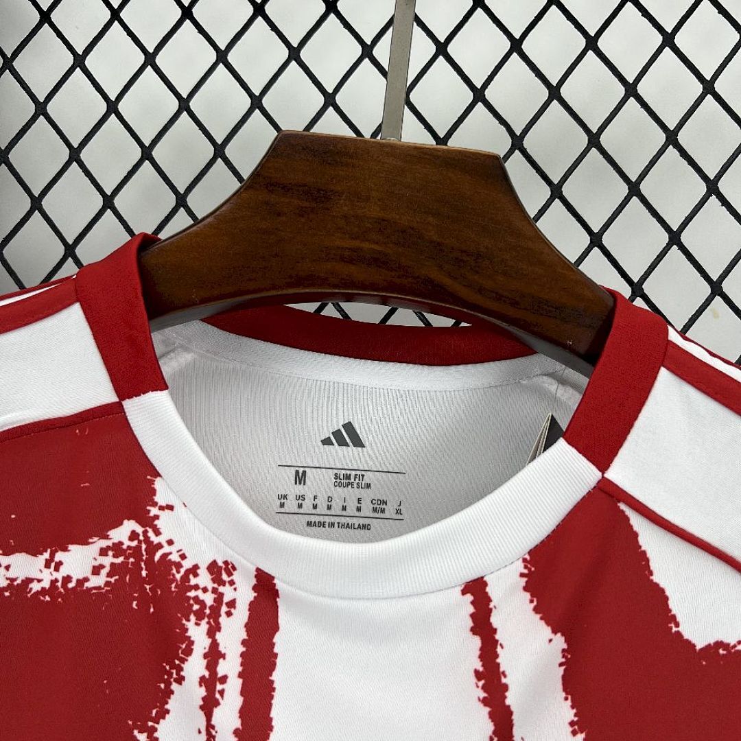Camisola Olympiacos Away 2025/26 4