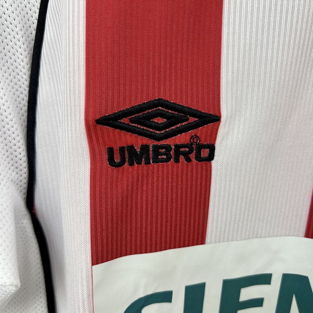 Camisola Retrô Olympiacos 2001/02 4