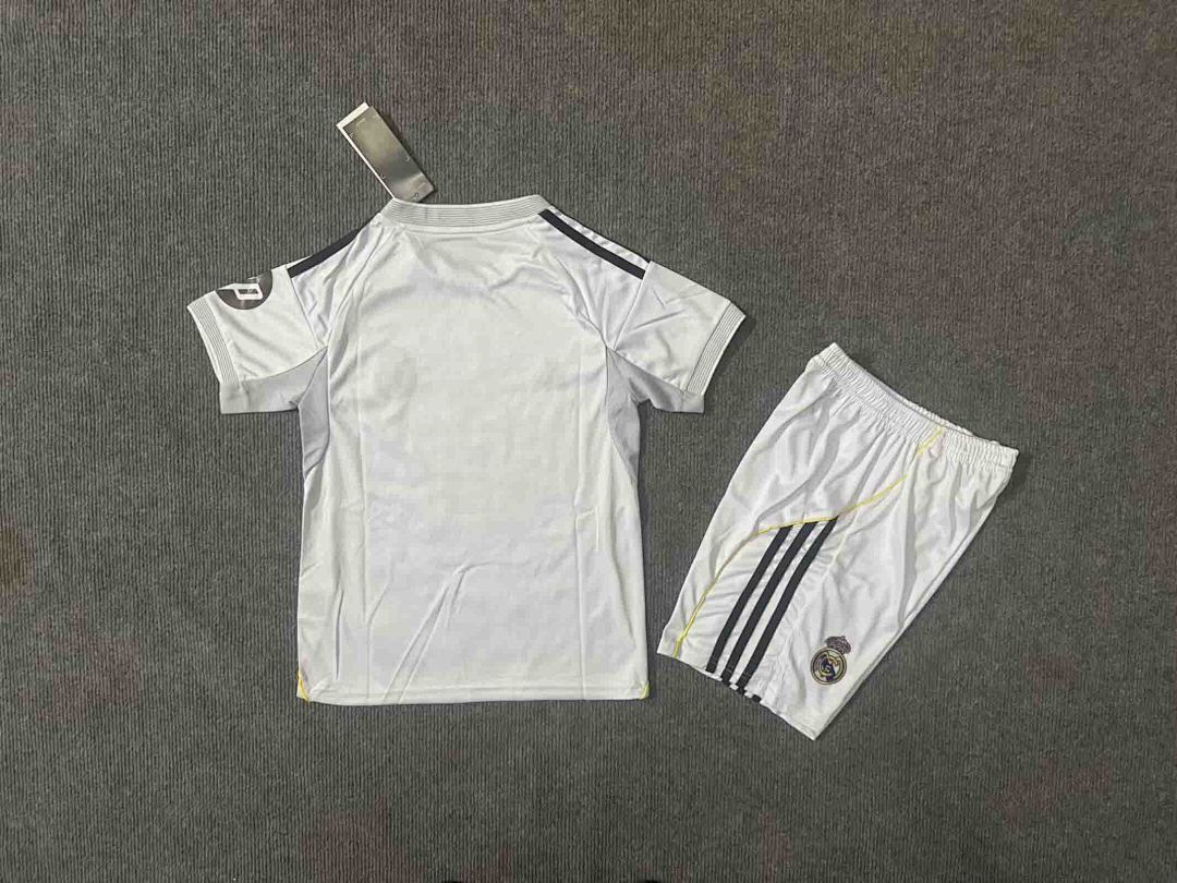 Camisola Real Madrid Infantil Home 2025/26 3