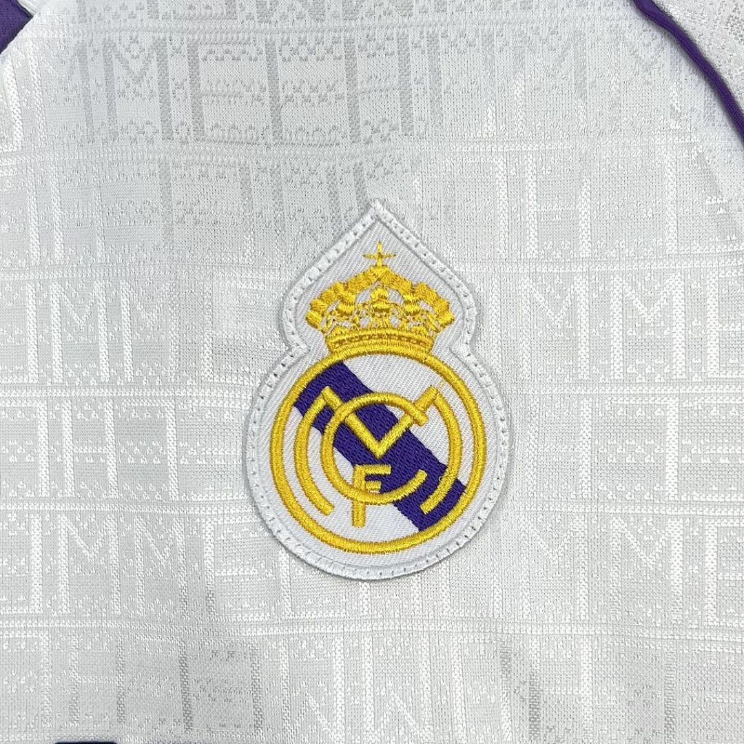 Camisola Retrô Real Madrid 1990/92 4