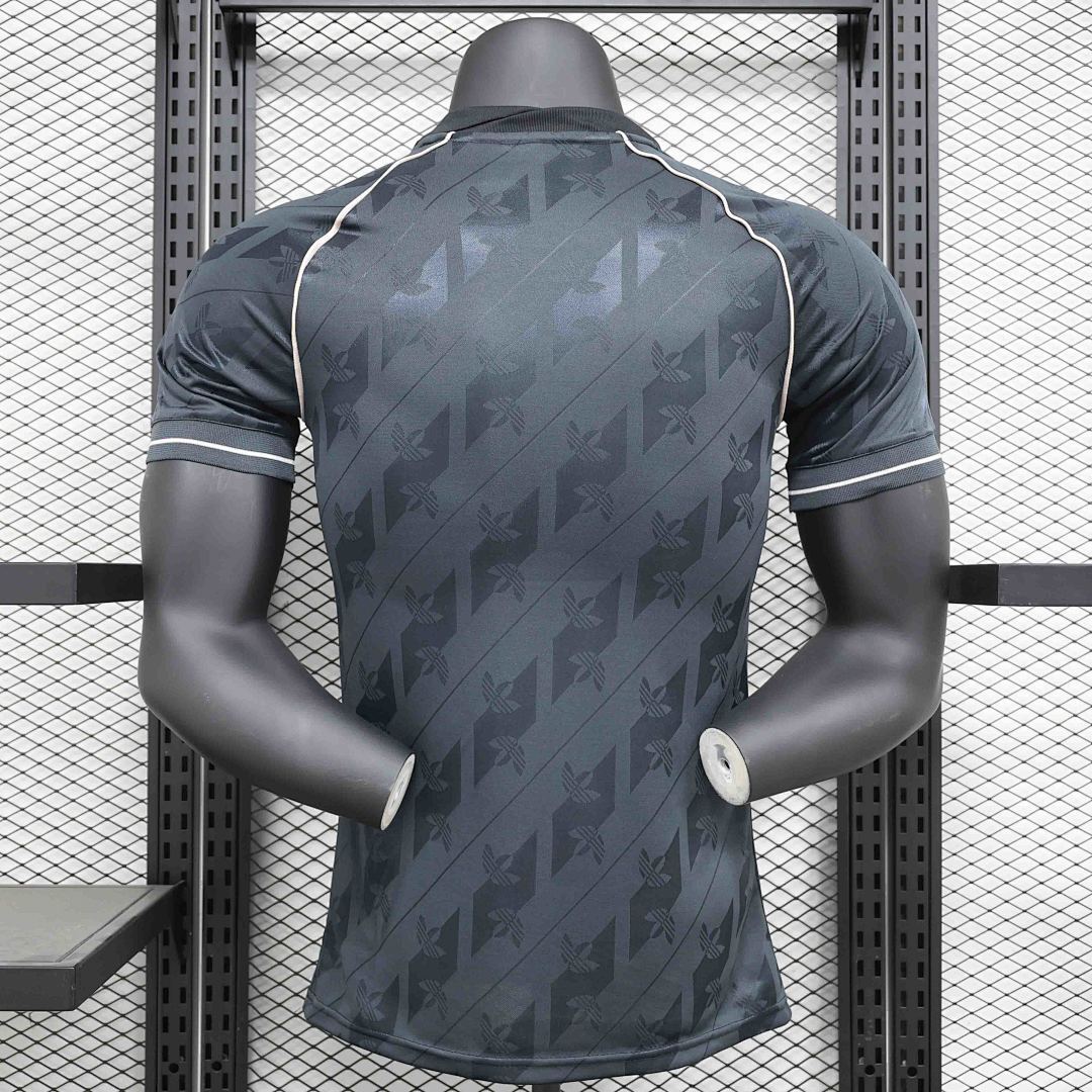 Camisola Retrô Real Madrid 4