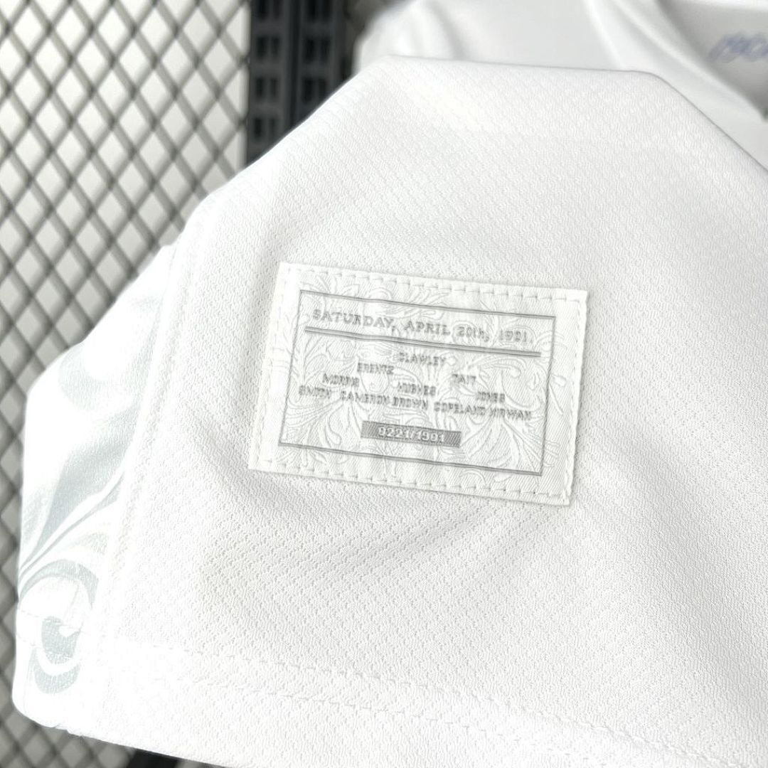 Camisola Tottenham Edição Especial 2025/26 3