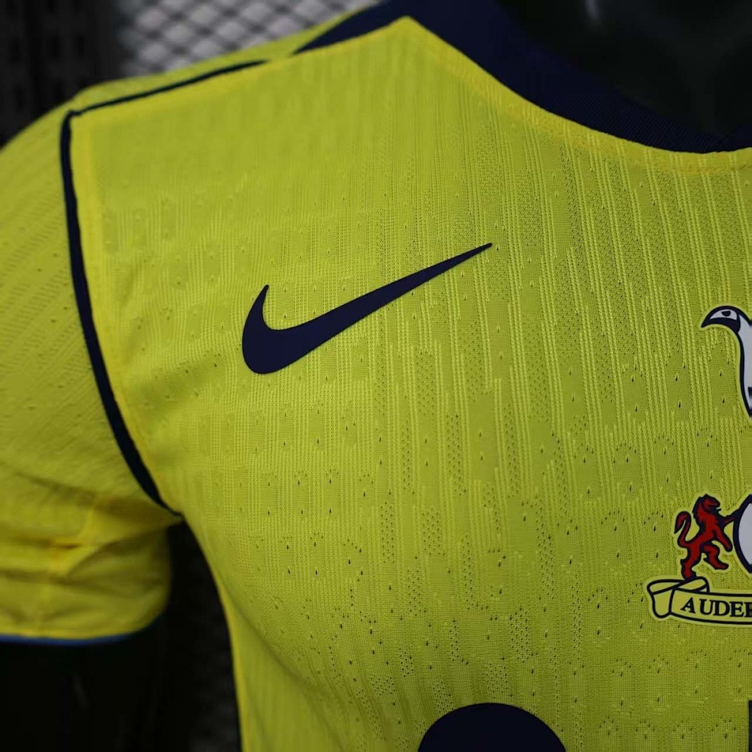 Camisola Tottenham Player Third 2025/26 4