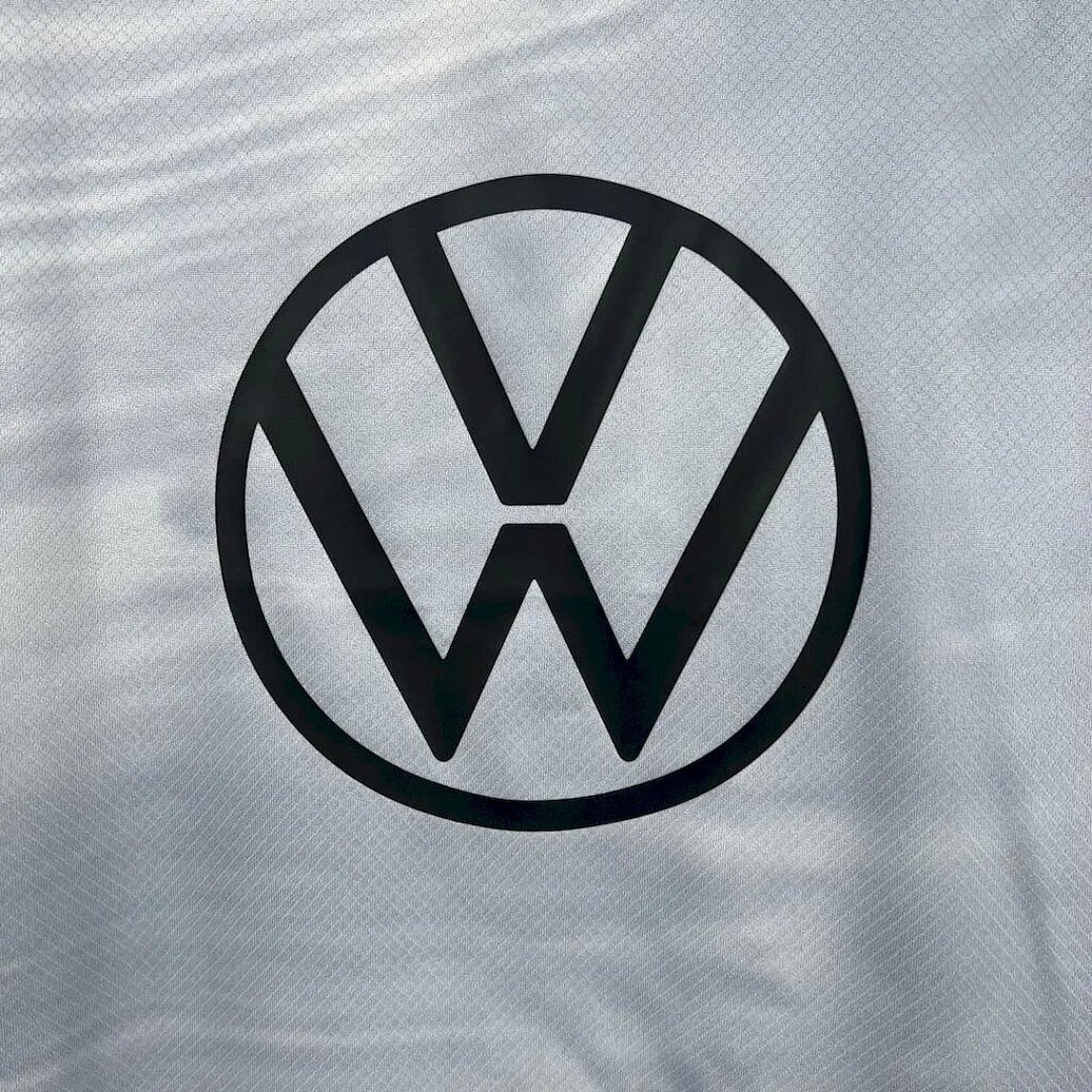 Camisola VfL Wolfsburg Away 2025/26 4