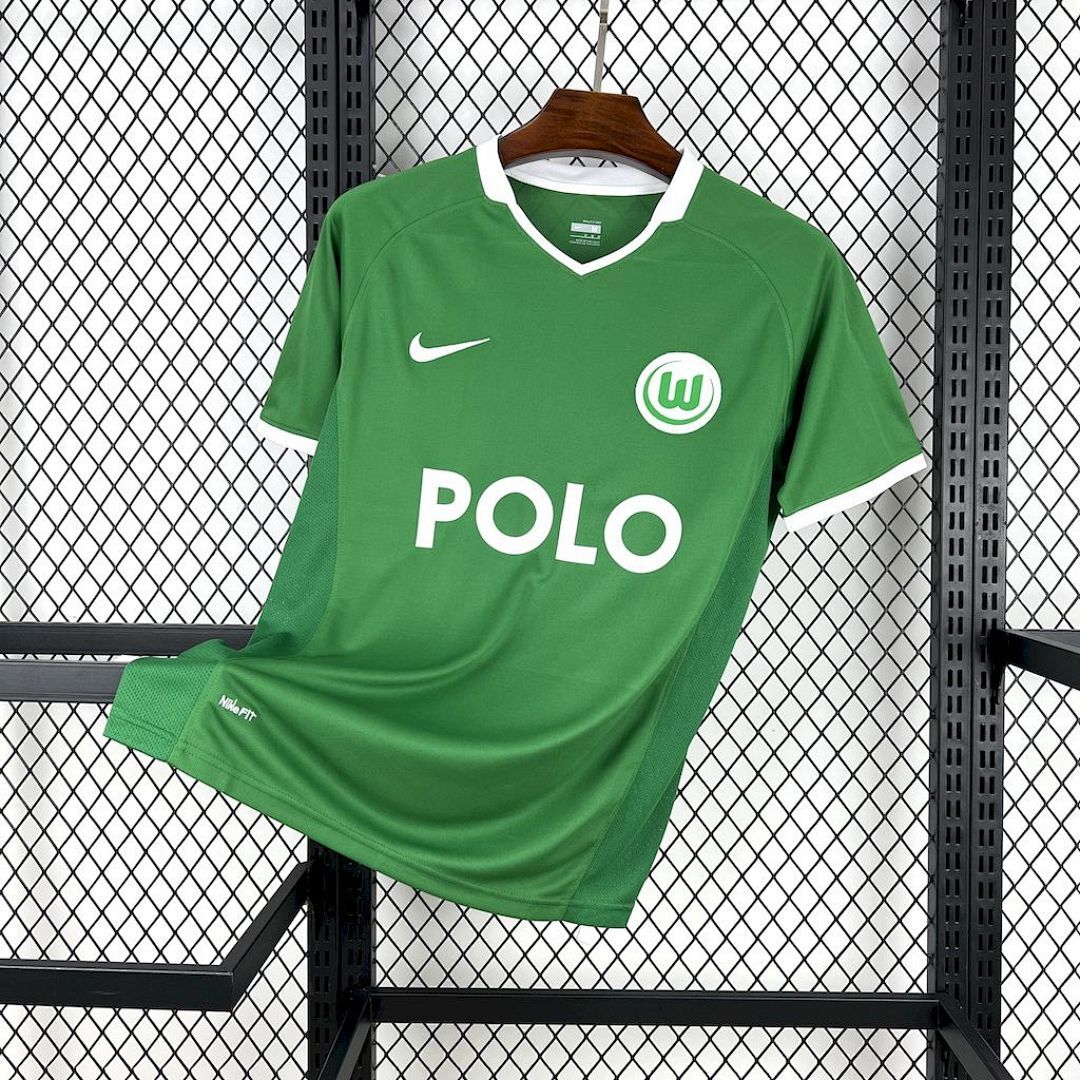 Camisola Retrô VfL Wolfsburg 2008/09 6