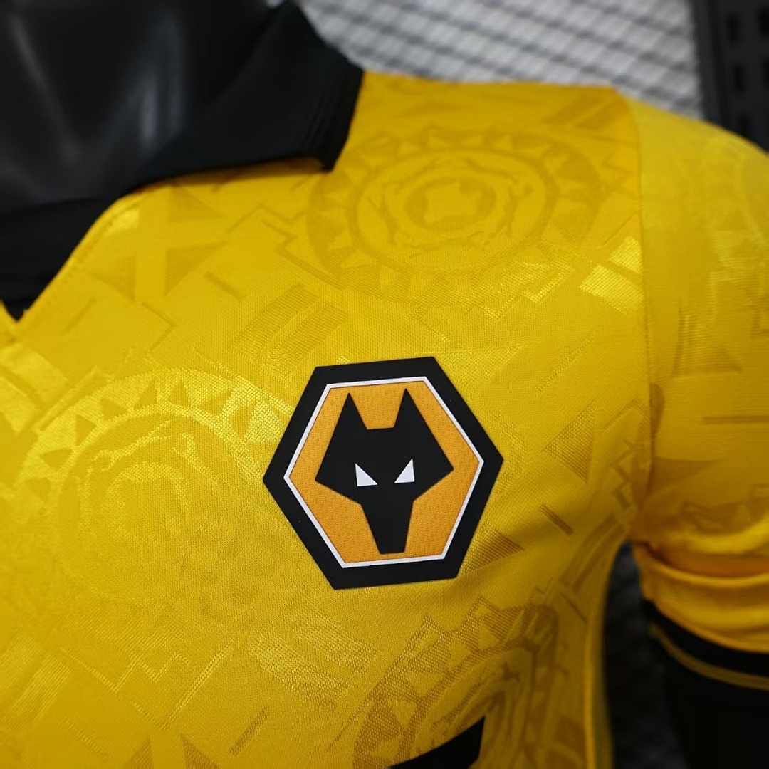 Camisola Wolverhampton Wanderers Player Home 2025/26 3