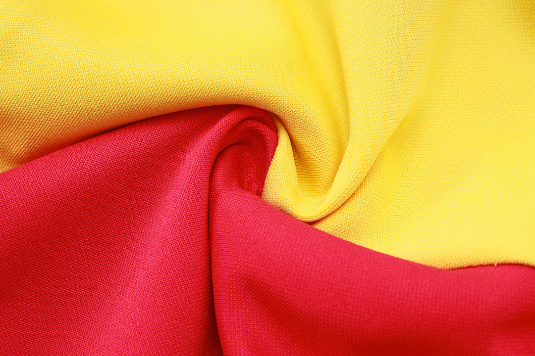 Casaco Barcelona 2026/27 — Amarelo 3