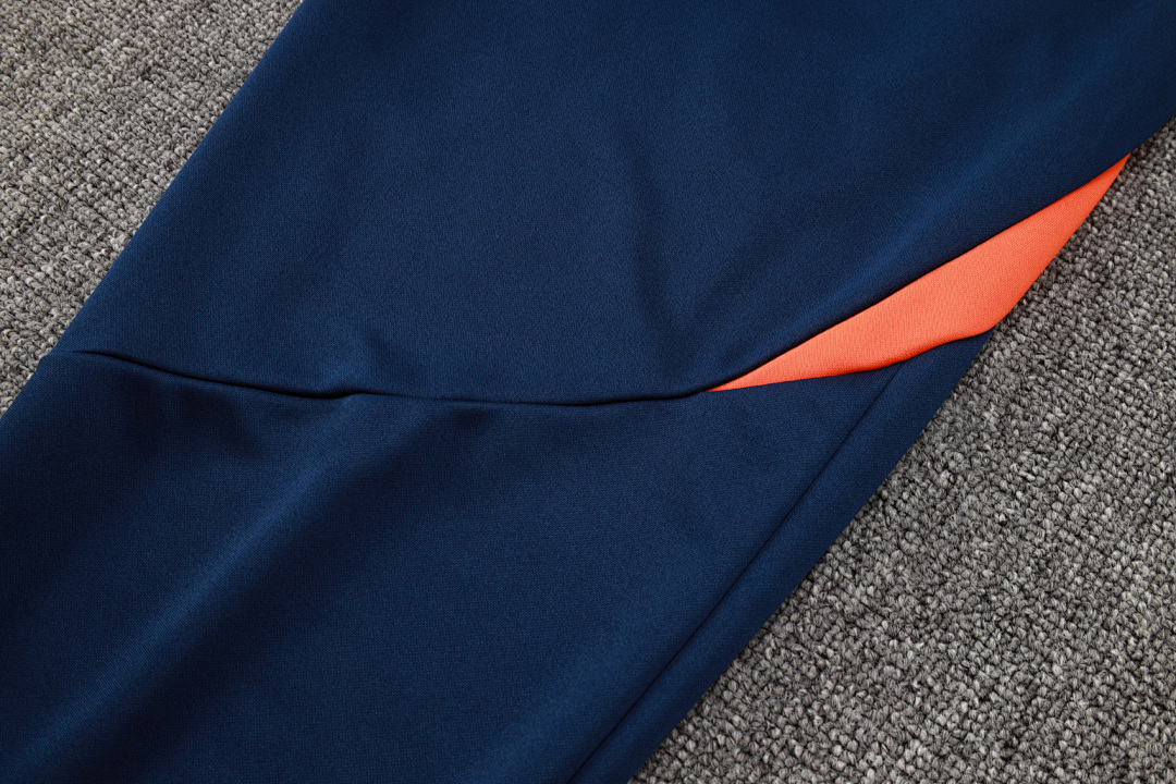 Casaco Manchester United 2026/27 — Laranja 5