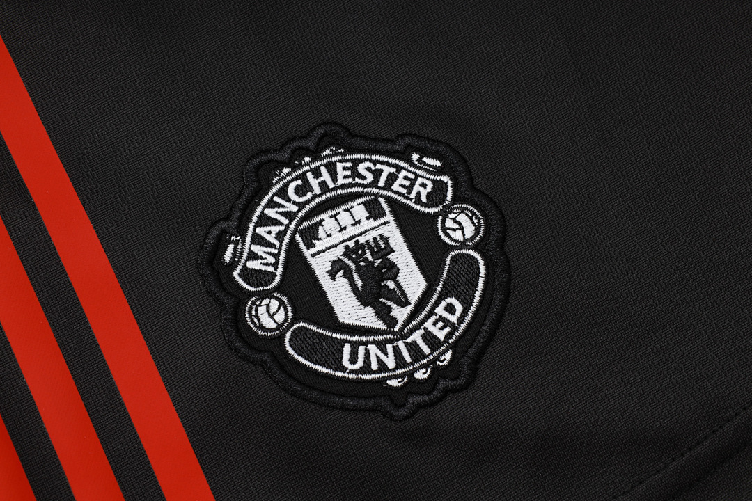 Fato de Treino Manchester United 2026/27 7