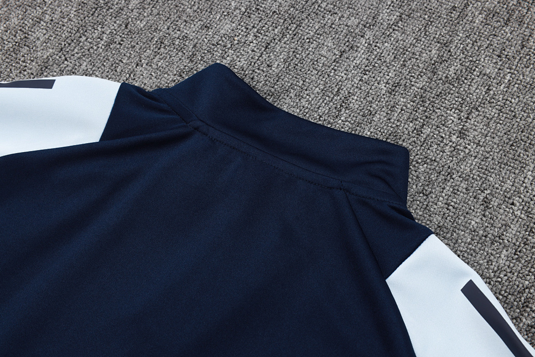 Casaco Real Madrid 2026/27 — Azul 8