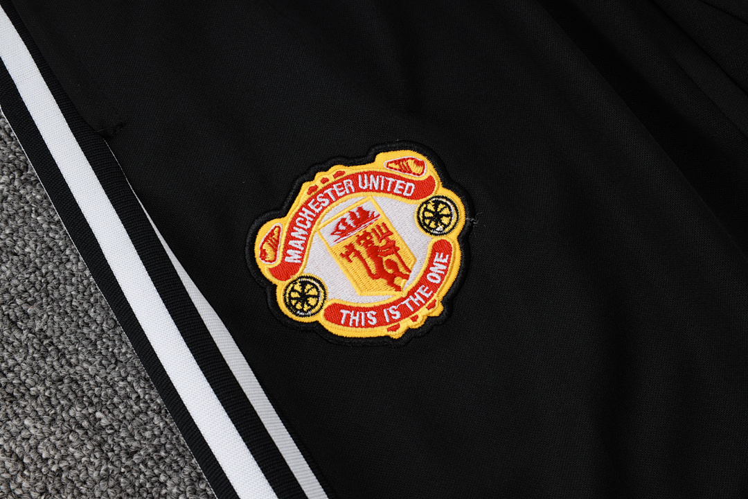 Casaco Manchester United 2026/27 — Bordô 10