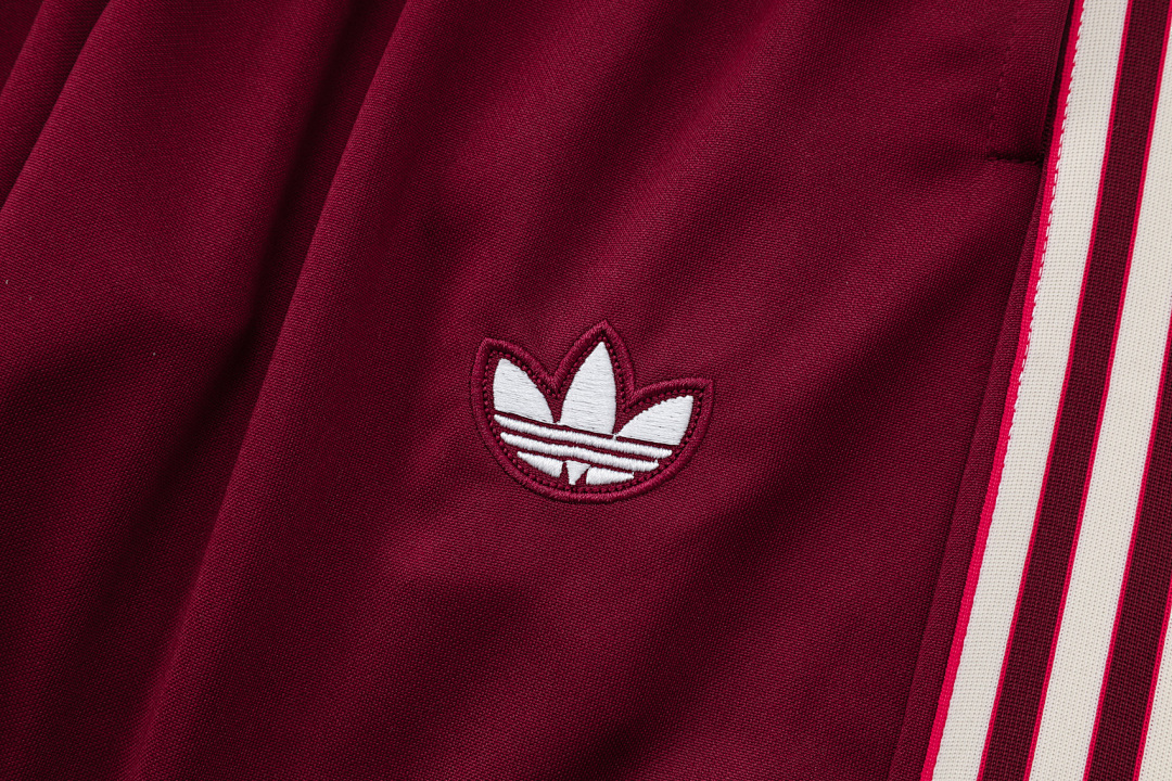 Casaco Bayern Munich 2026/27 — Bordô 9