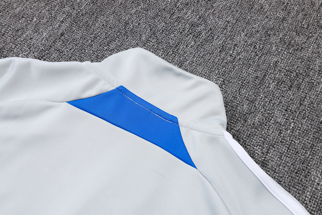 Casaco Bayern Munich 2026/27 — Azul Colorido 6