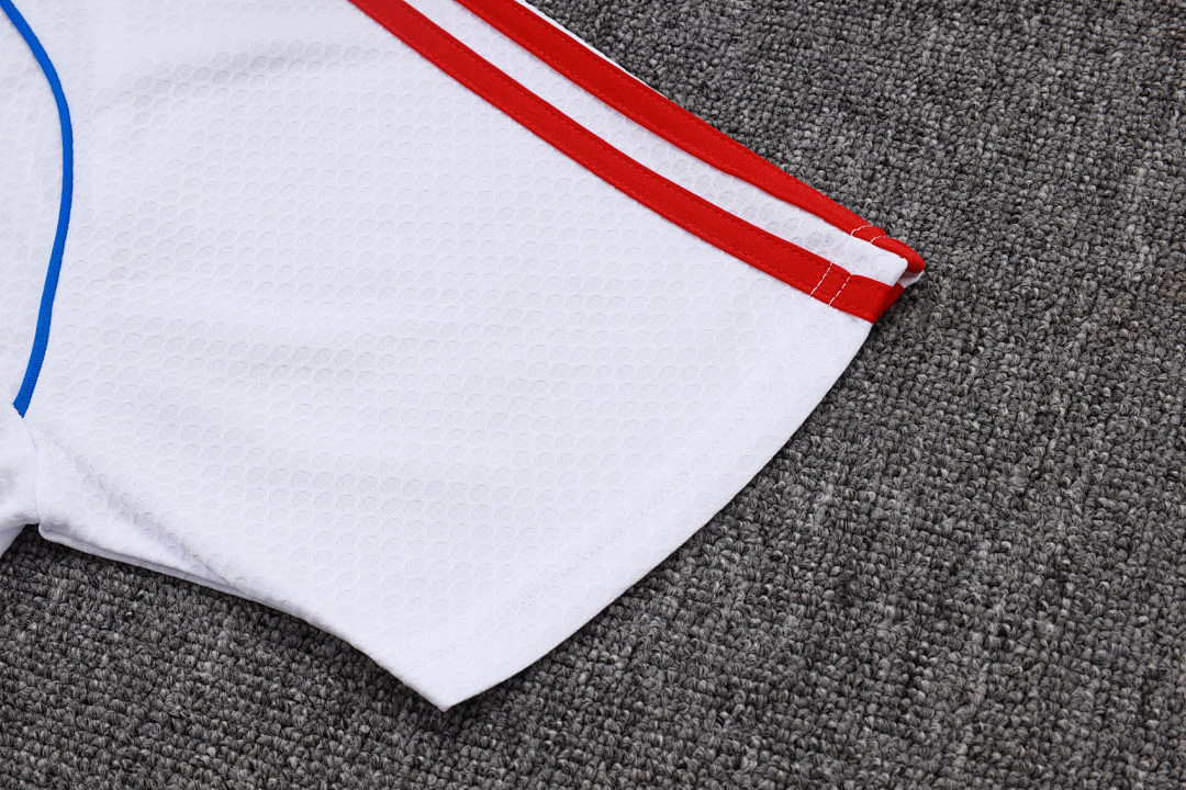 Fato de Treino Bayern Munich 2026/27 — Branco 10