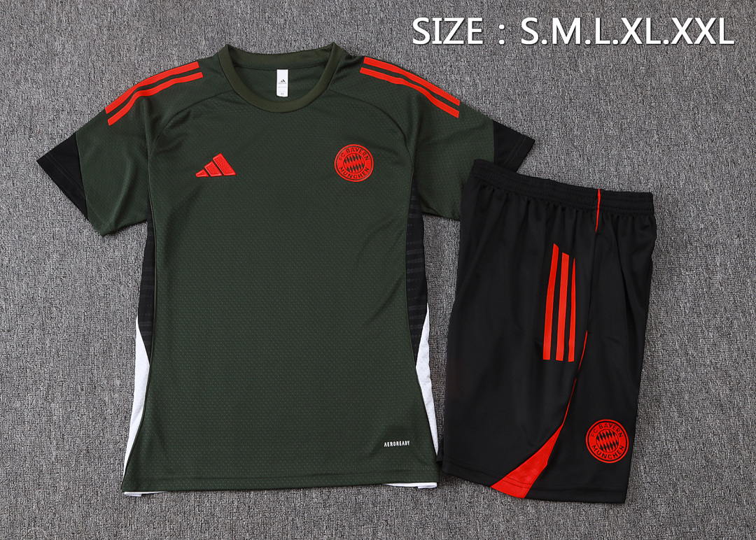 Fato de Treino Bayern Munich 2026/27 — Verde Escuro 2