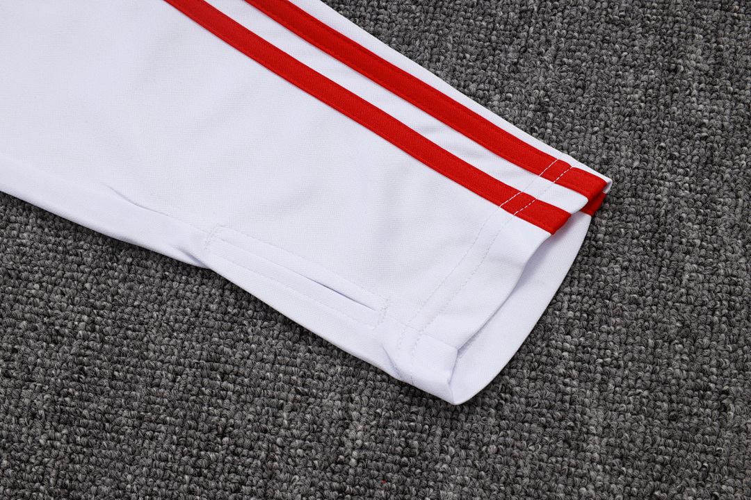 Fato de Treino Bayern Munich Manga Longa 2026/27 — Branco 10