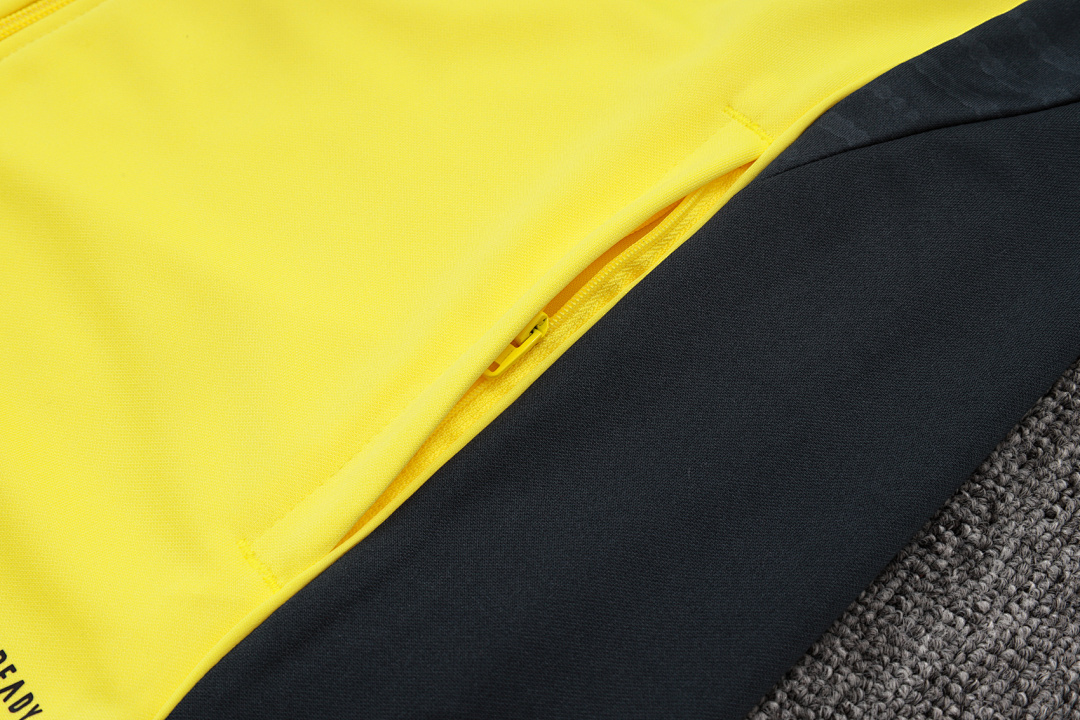 Casaco Real Madrid 2026/27 — Amarelo 8