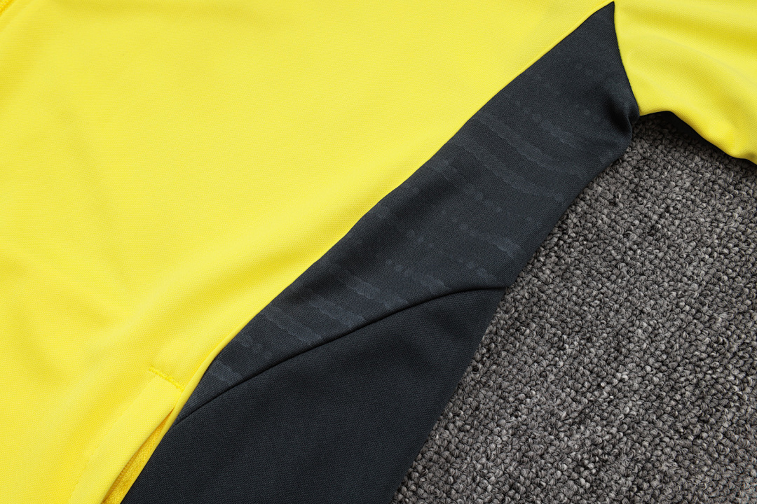 Casaco Real Madrid 2026/27 — Amarelo 9