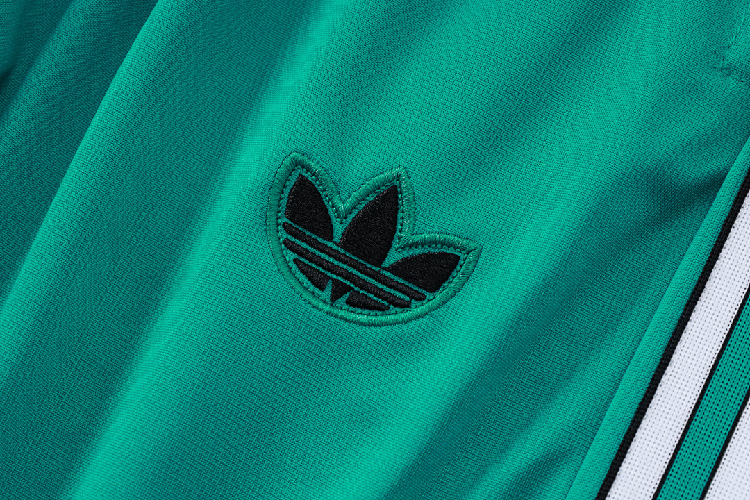 Fato de Treino Liverpool Manga Longa 2026/27 — Verde 10