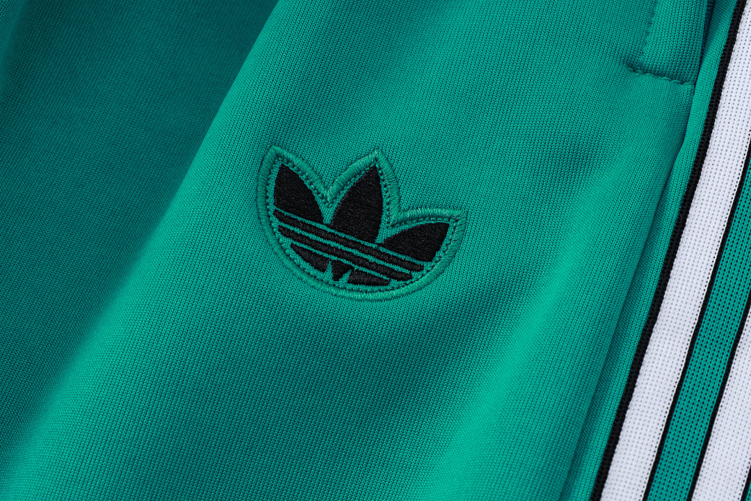 Casaco Liverpool 2026/27 — Verde 8